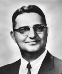 Royce E. Wisenbaker ’39