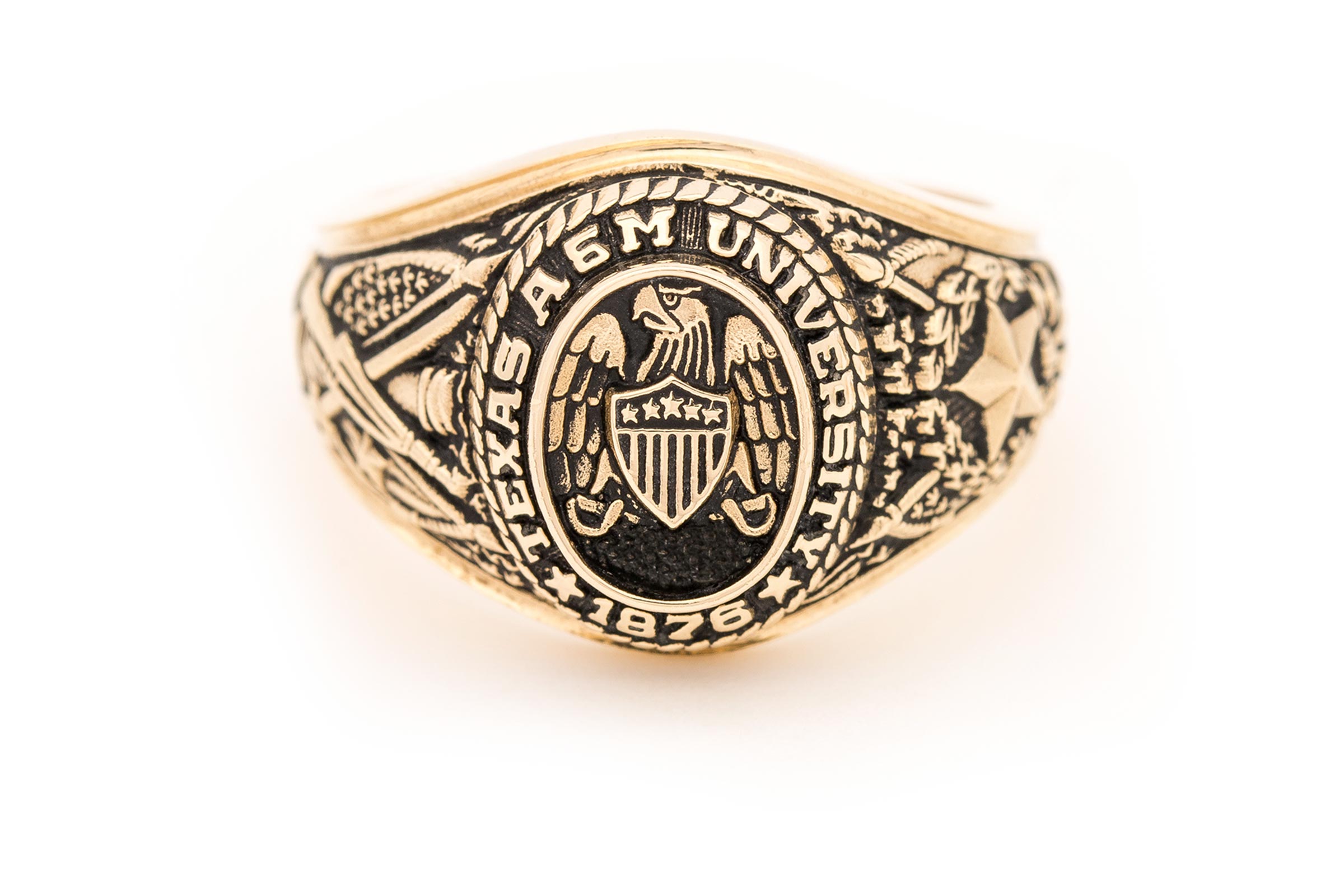 Small Aggie Ring in yellow gold with antique finish
