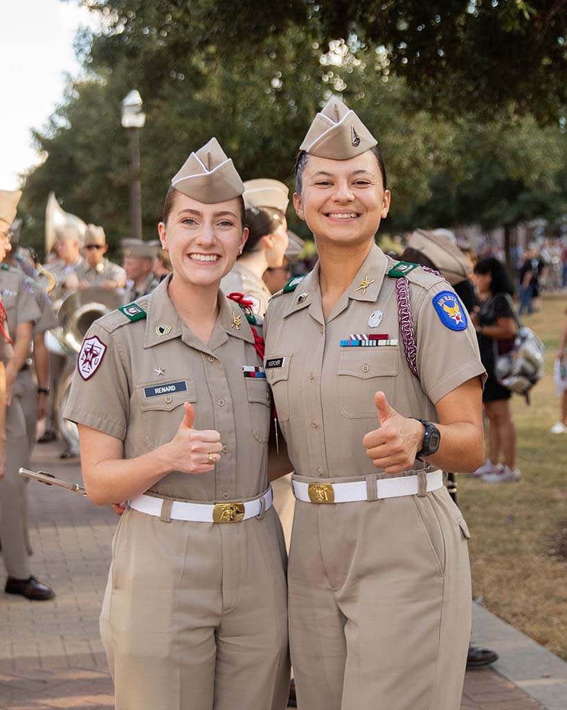 Photo identifying Junior uniform