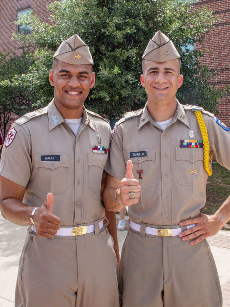 Photo identifying Senior uniform