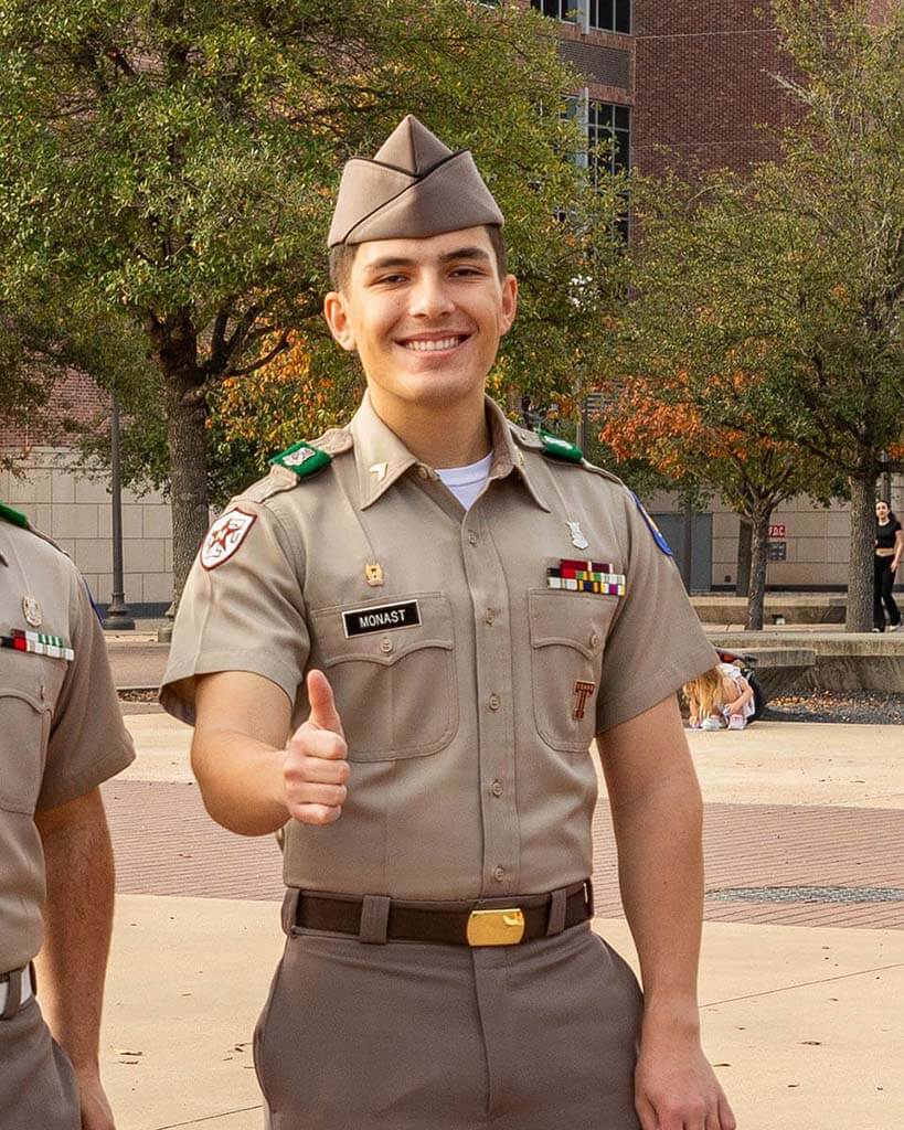 Photo identifying Sophomore uniform