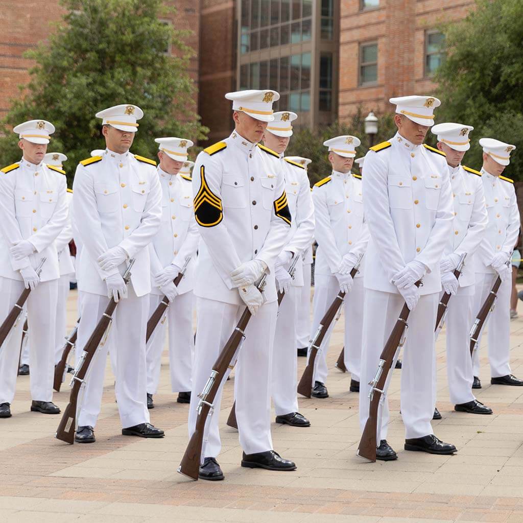 Photo of Ross Volunteers